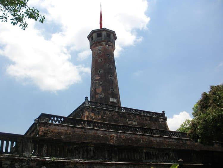 Флаговая башня - достопримечательности Ханоя