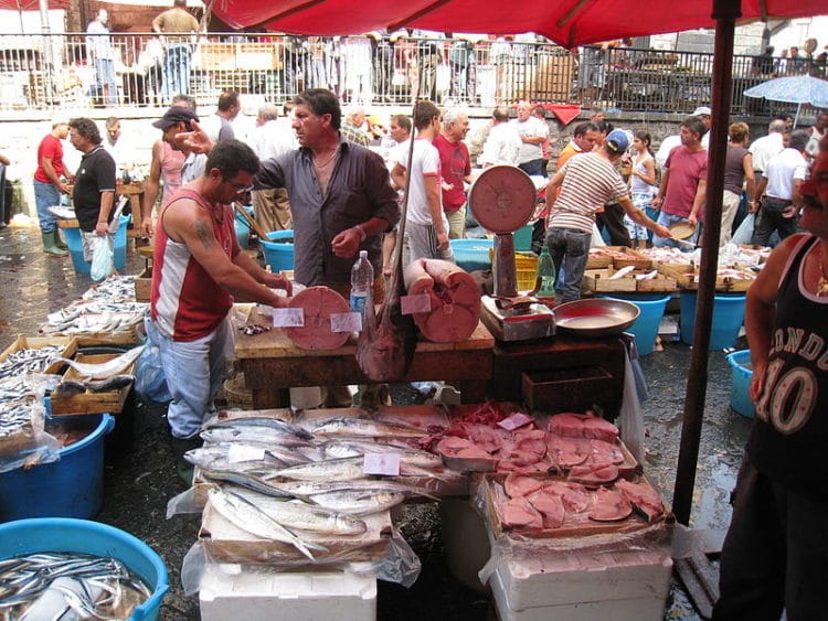 Рыбный рынок - достопримечательности Катании