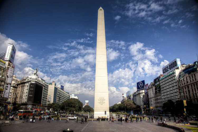 Буэнос-Айрес "Обелиск". Аргентина в Южной Америке