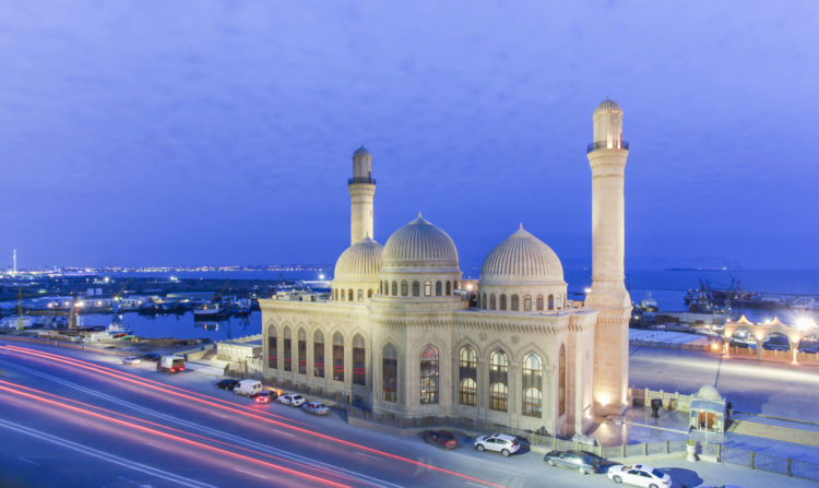 Достопримечательности Азербайджана - Мечеть Биби-Эйбат