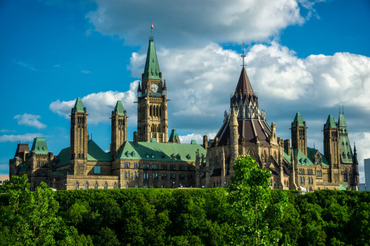 Достопримечательности Канады - Здание парламента Канады