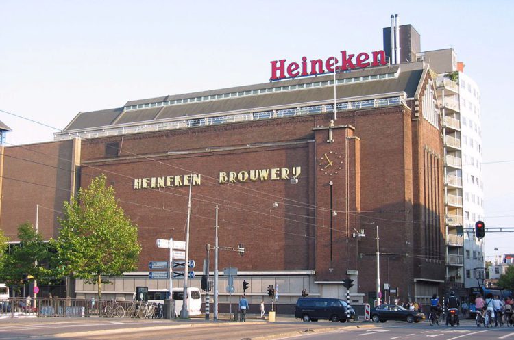Музей пива Хайнекен - достопримечательности Нидерландов