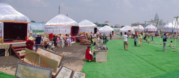 Дни Астаны - это ежегодный фестиваль в Казахстане