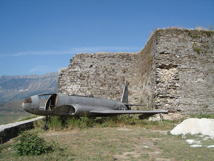 «Национальный музей оружия» в Гирокастре в Албании