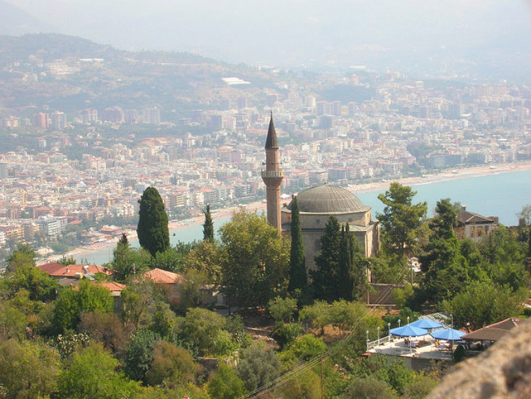 Мечеть Сулеймание на Замковой горе в Аланье в Турции