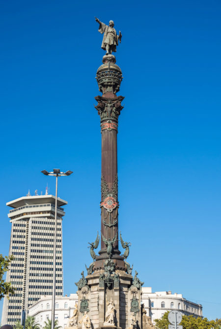 Что посмотреть в Барселоне - Памятник Христофору Колумбу в Барселоне