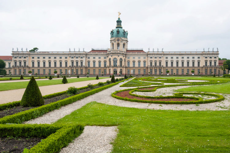 Замок Шарлоттенбург в Берлине - достопримечательности Берлина
