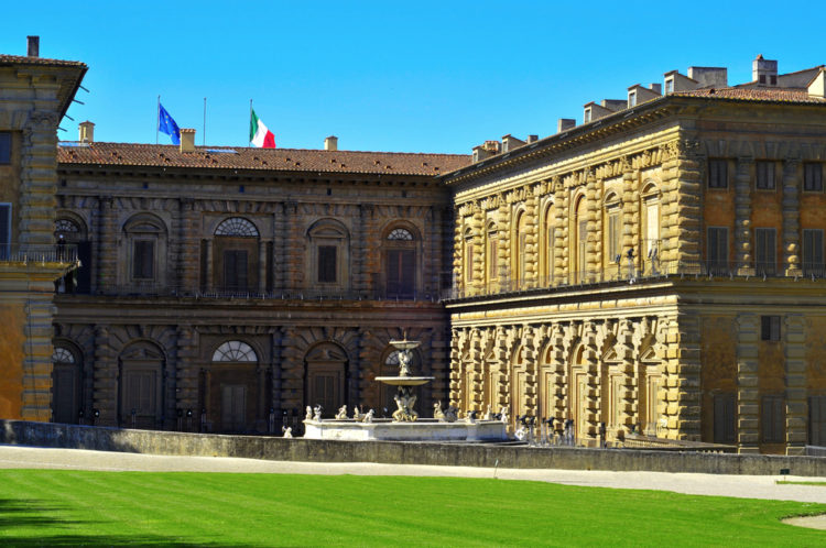 Палаццо Питти во Флоренции - достопримечательности Флоренции, Италия