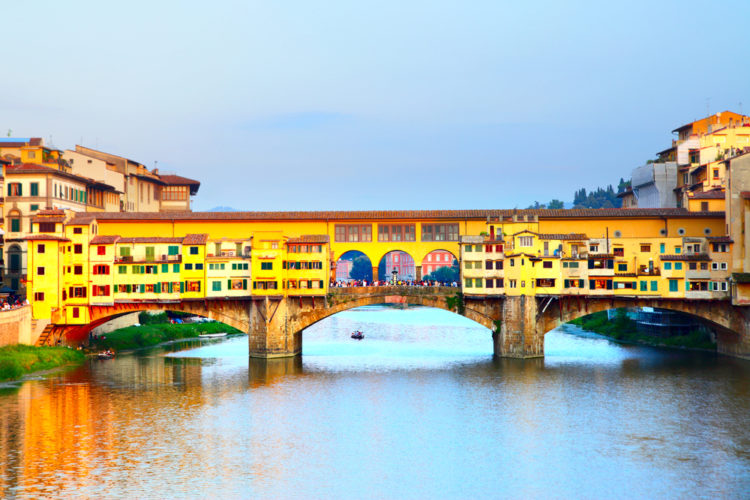 Понте-Веккьо, Старый мост во Флоренции - достопримечательности Флоренции, Италия