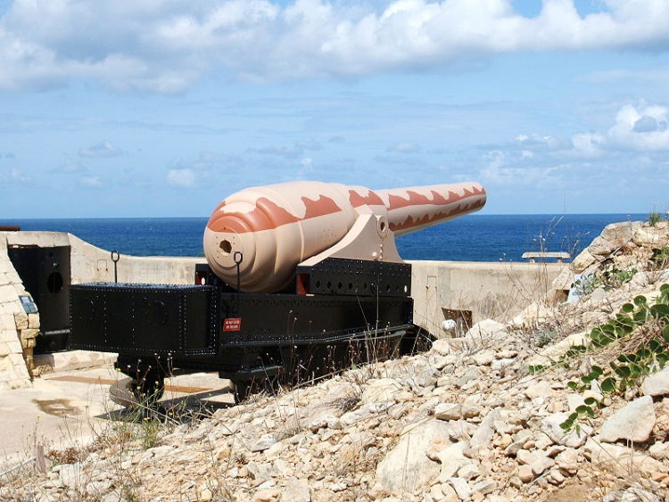 Пушка «Армстронг» - достопримечательности Мальты