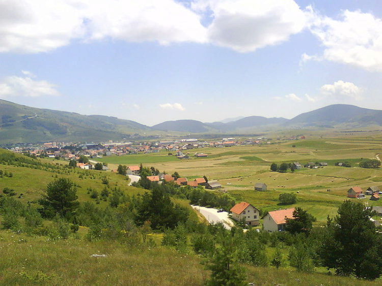 Город Купрес - достопримечательности Боснии и Герцеговины