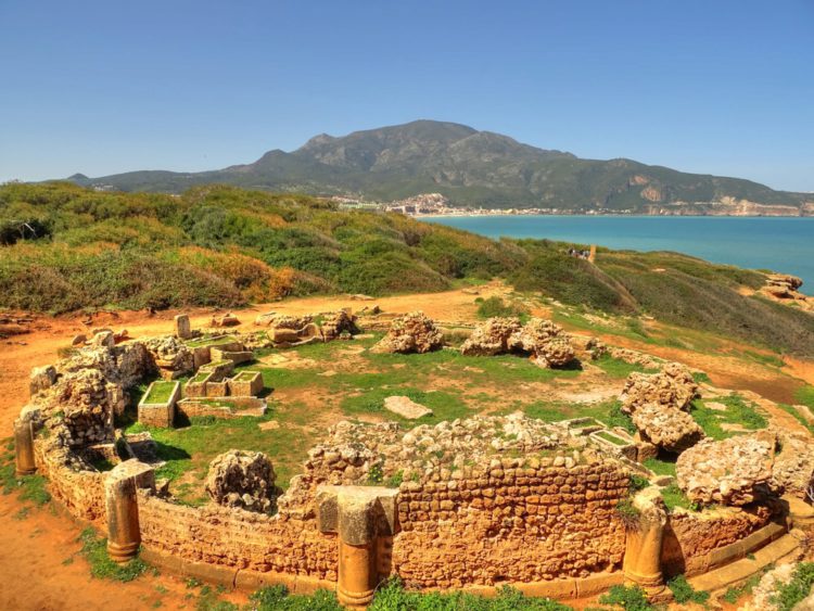 Древнеримский город Тимгад - достопримечательности Алжира