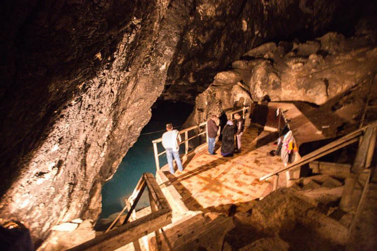 Бахарденская пещера - достопримечательности Туркмении