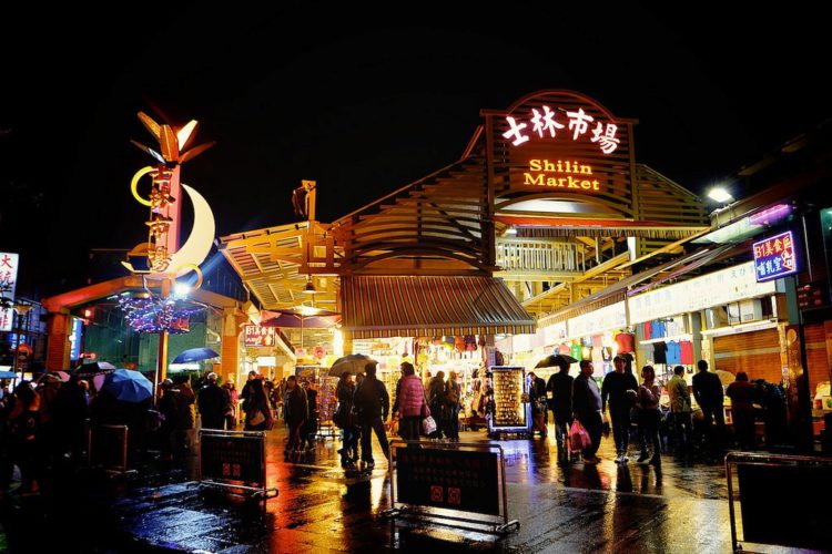Ночной рынок Шилинь - Что посмотреть в Тайване