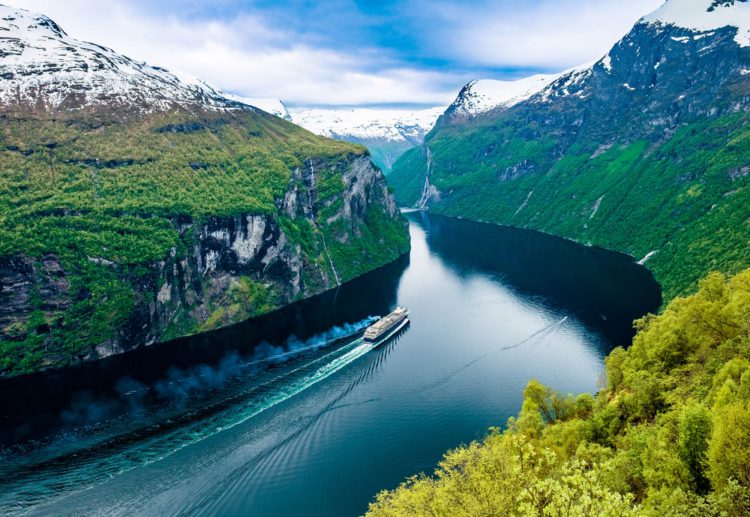 Самые красивые места земли - Гейрангер-фьорд, Норвегия