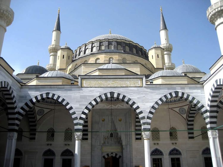 Мечеть Эртогрулгазы - достопримечательности Туркмении