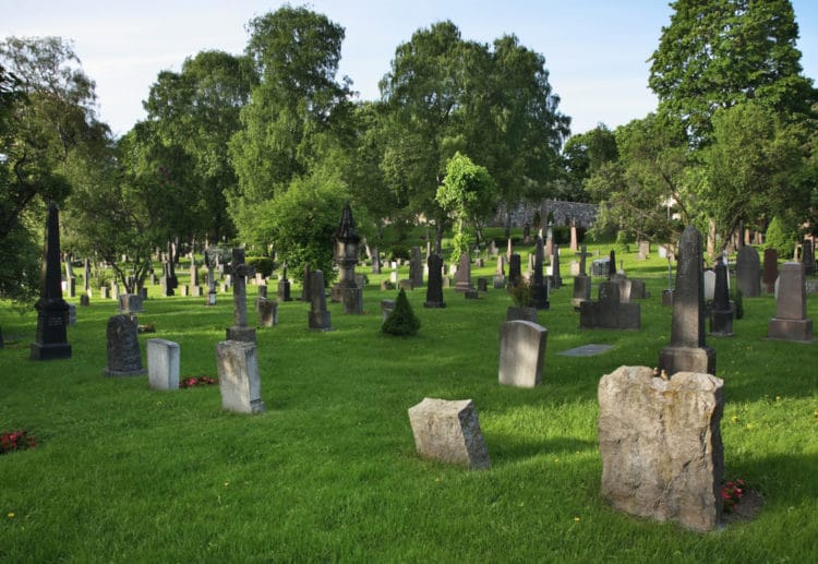Спасское кладбище - достопримечательности Осло
