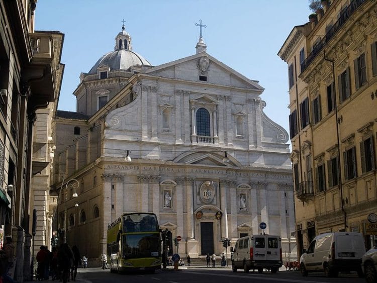 Церковь Иль-Джезу - достопримечательности Рима