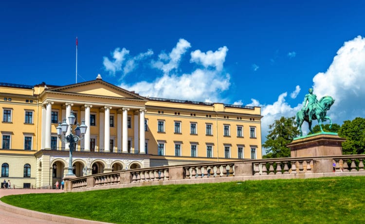 Королевский дворец - достопримечательности Осло