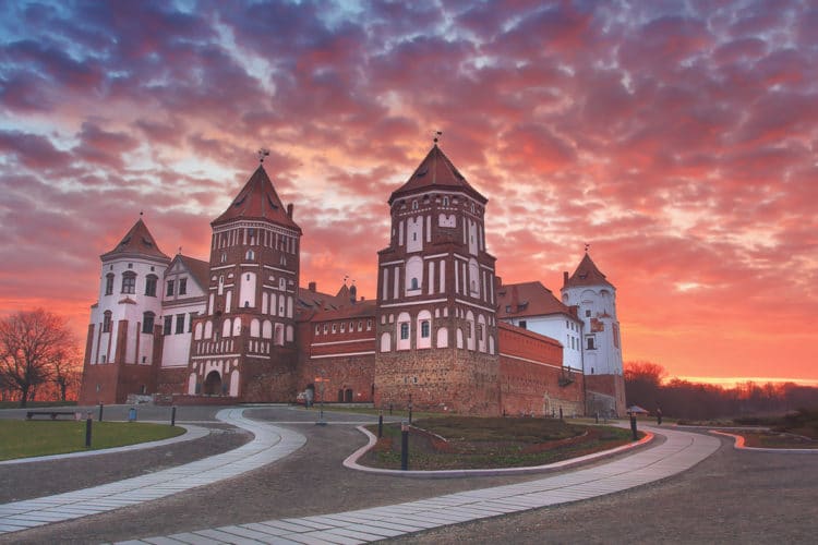 Мирский замок - Что посмотреть в Минске