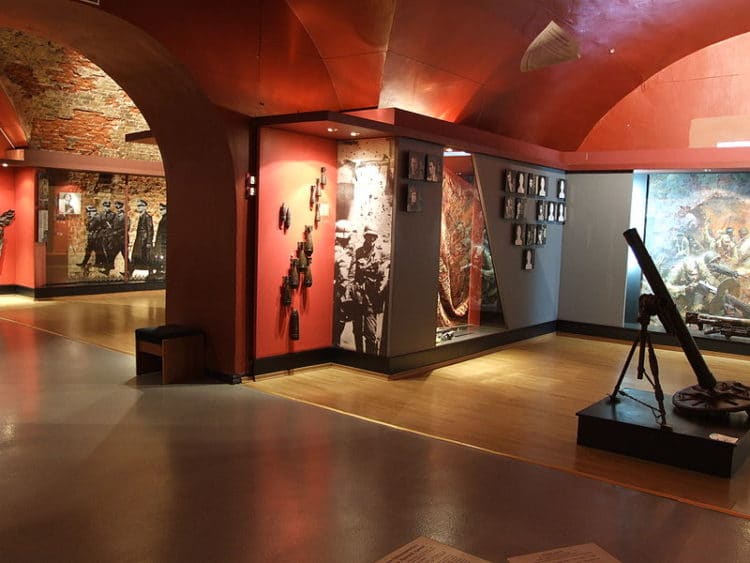 Музей обороны Брестской крепости - достопримечательности Бреста