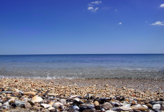Пляж «Камешки» - достопримечательности Феодосии