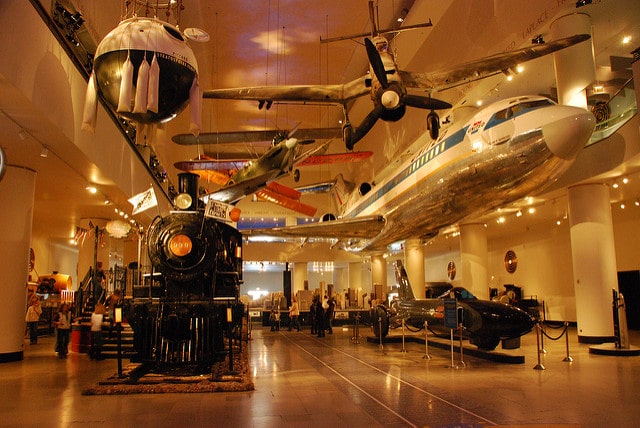 Музей науки и промышленности - достопримечательности Чикаго