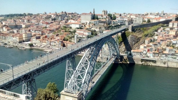 Мост дона Луиша в Португалии
