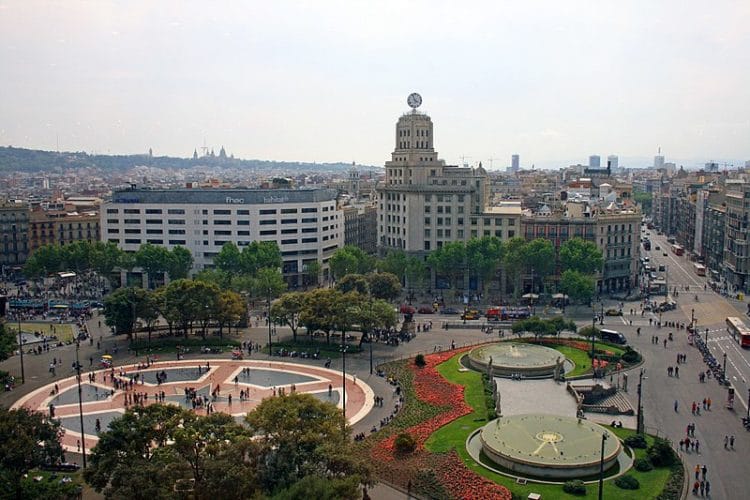 Площадь Каталонии в Испании