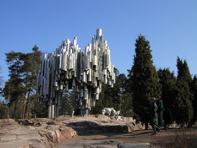 Памятник Сибелиусу в Финляндии