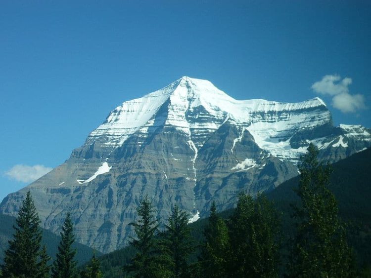 Скалистые горы в Канаде