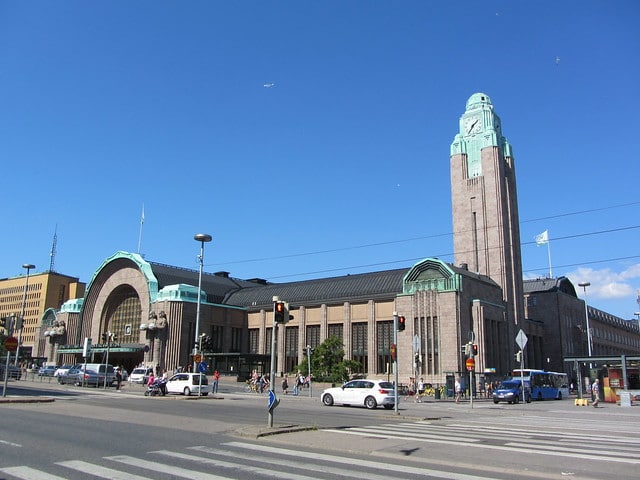 Железнодорожный вокзал Хельсинки в Финляндии
