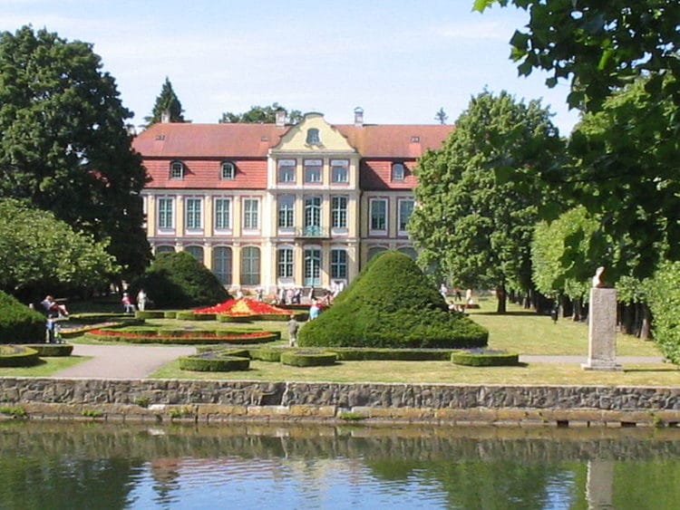 Аббатский дворец в Оливе - достопримечательности Гданьска