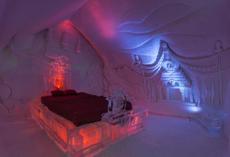 Ледяной отель - достопримечательности Квебека