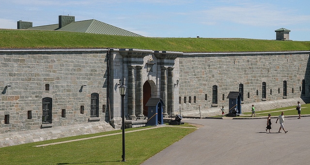 Квебекская крепость - достопримечательности Квебека