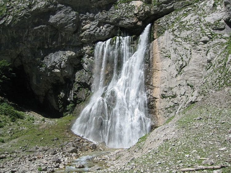 Гегский водопад - достопримечательности Пицунды